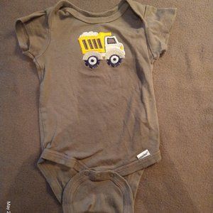 infant 6-9M onesie, DUMP TRUCK patch